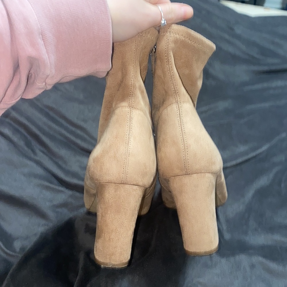 🛍️Steve Madden Shoes Steve Madden Edril Bootie! - Picture 7 of 9